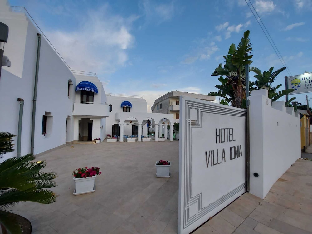 Hotel Villa Ionia 2/50
