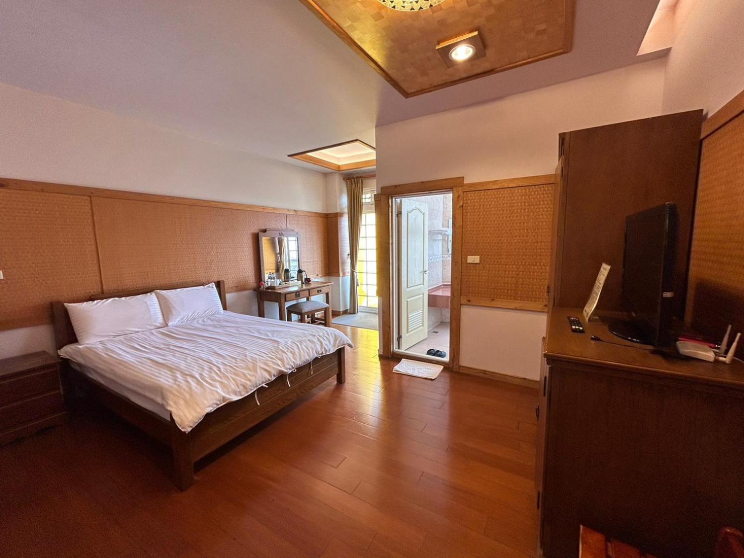 Euro Country Villa 14/41