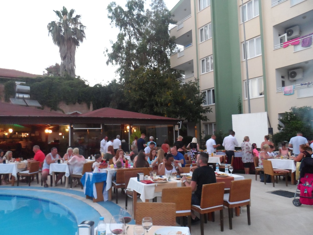 Melissa Garden Aparthotel 45/58