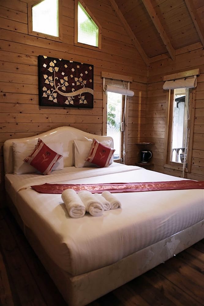Loghome Boutique 43/71