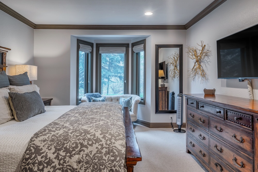 شقة سكنية بريميير بسرير كينج وسريرين كوين بغرفتي نوم، Creekside at Beaver Creek 3/8