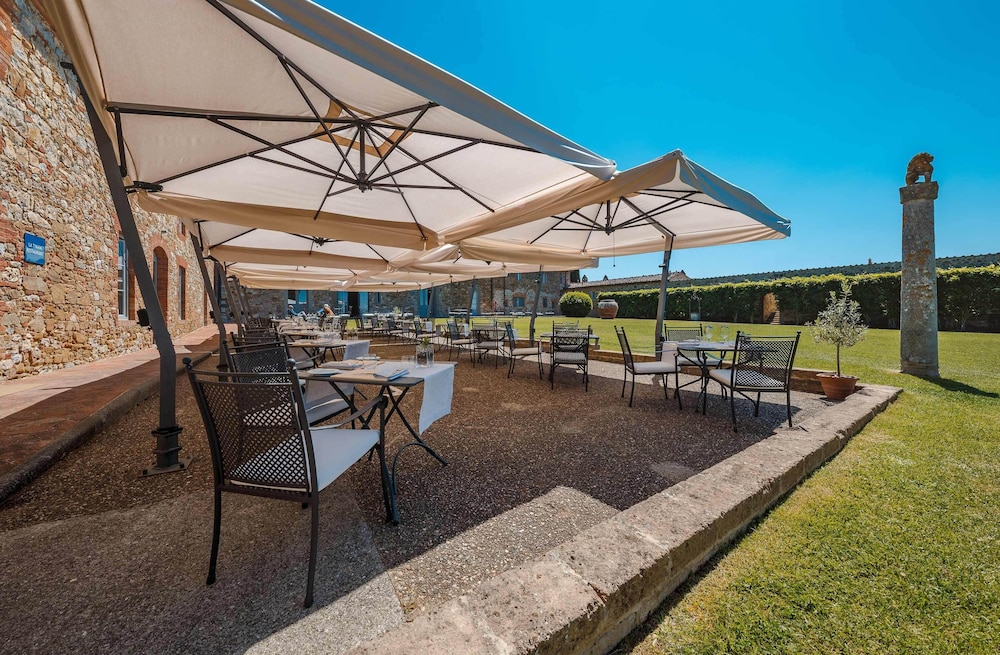 BORGO SCOPETO RELAIS 63/76