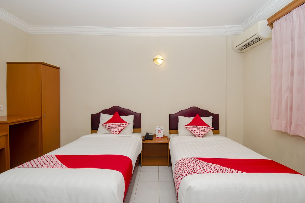 Halim Hotel 20/38