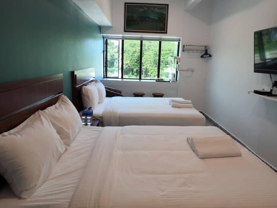 Pearl Inn 10/54