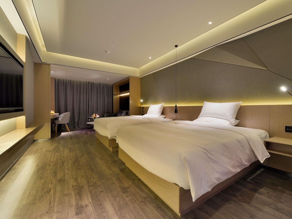 Classic, Family, 2 Double Beds