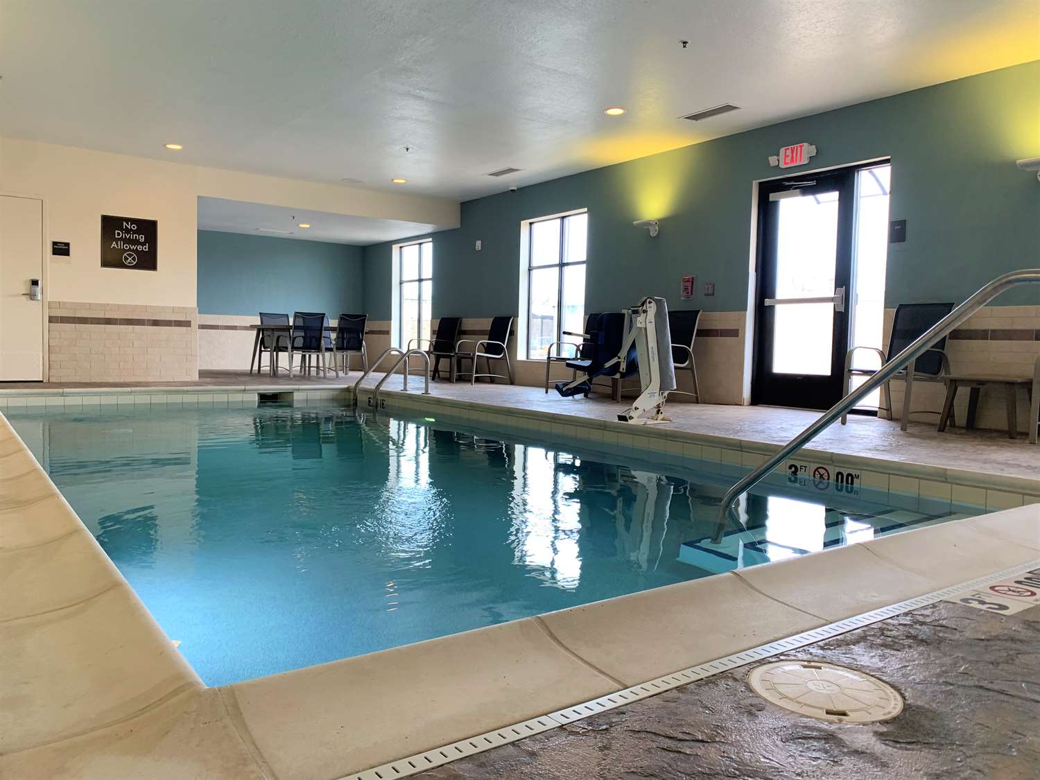 SureStay by Best Western Cambridge 18/27