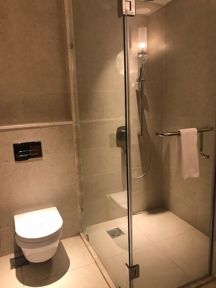 Grand Tamanna Hotel 42/45