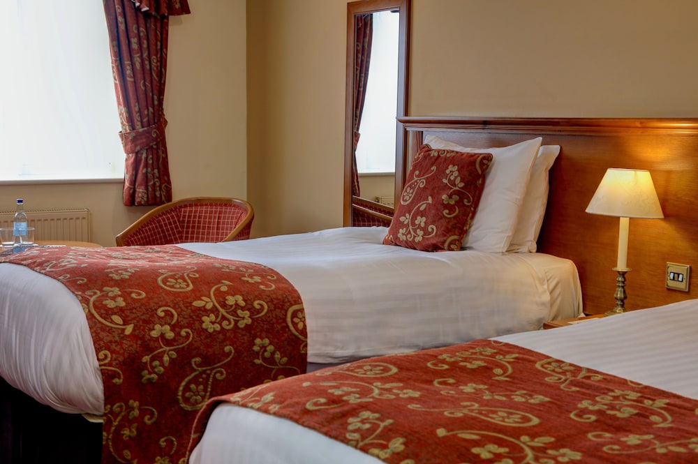Yew Lodge Hotel East Midlands Airport 34/79