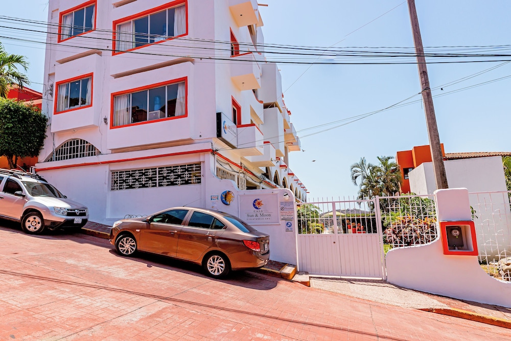 Casa Sun And Moon Hotel 72/80