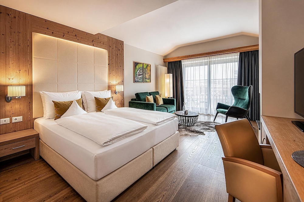 Aktiv & Vitalhotel Taubers Unterwirt 10/71