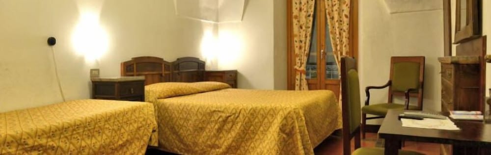 Gufo Hotel Sat Arr Dep Only 16/47