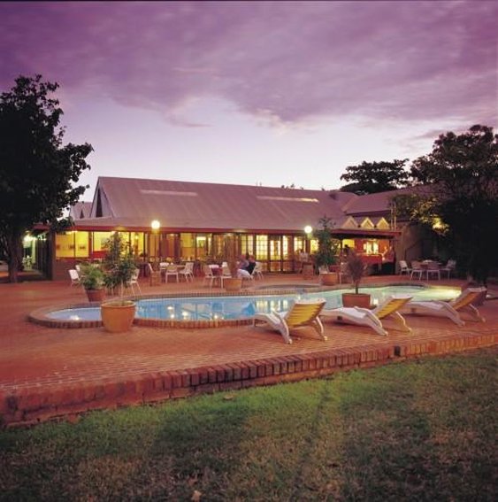Kimberley Hotel 40/40