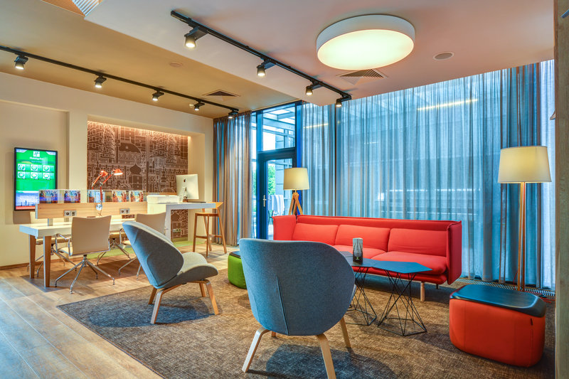 HOLIDAY INN PRAGUE AIRPORT 50/76