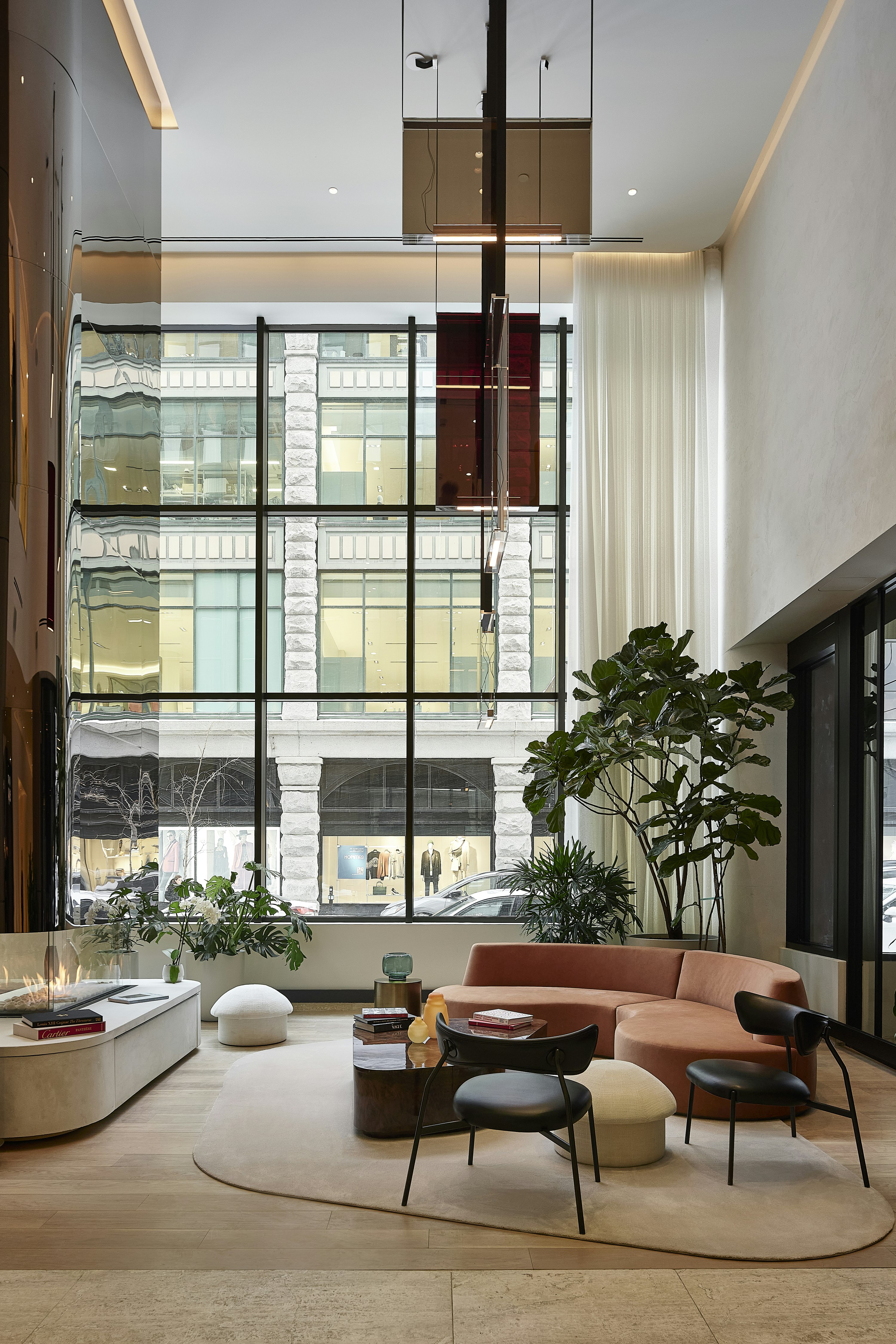 Vogue Hotel Montreal Downtown, Curio Collection by Hilton 29/50
