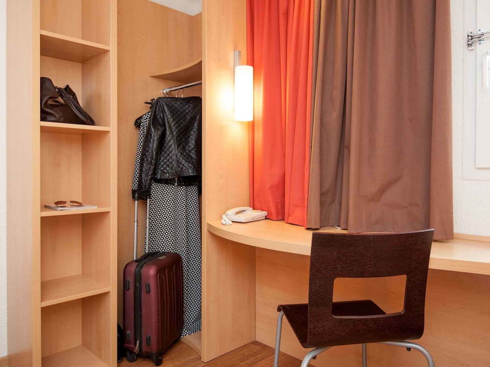 Hotel Ibis Avallon 43/55