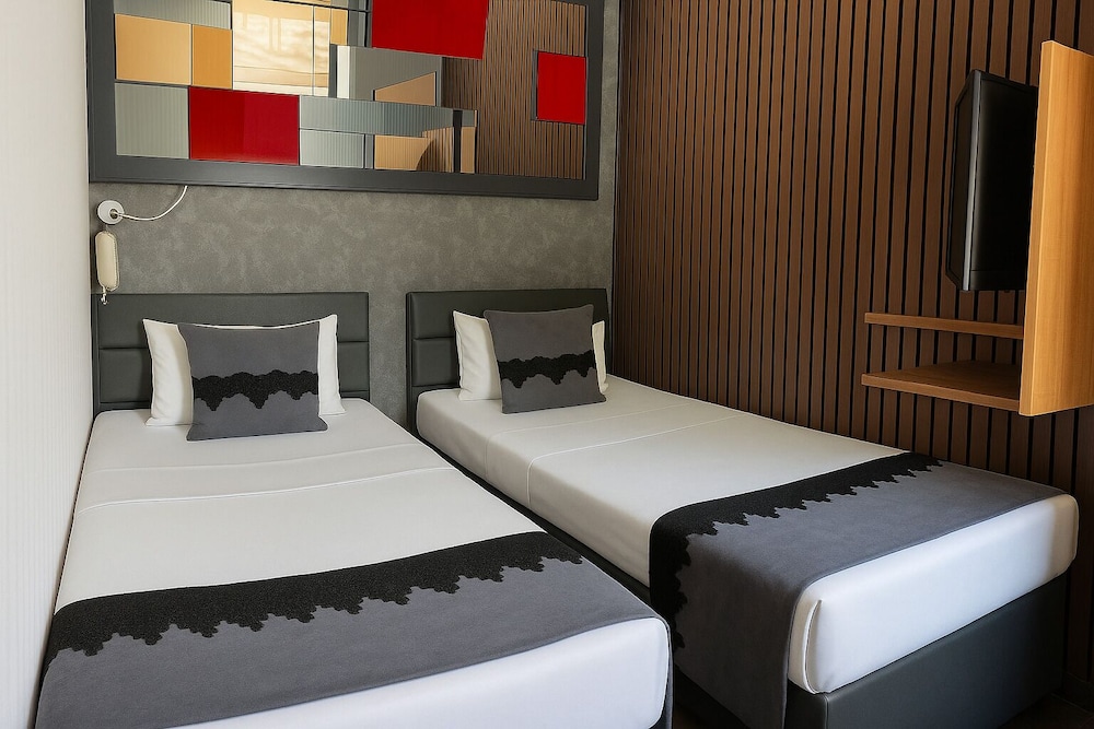 STANDARD, TWIN BEDS