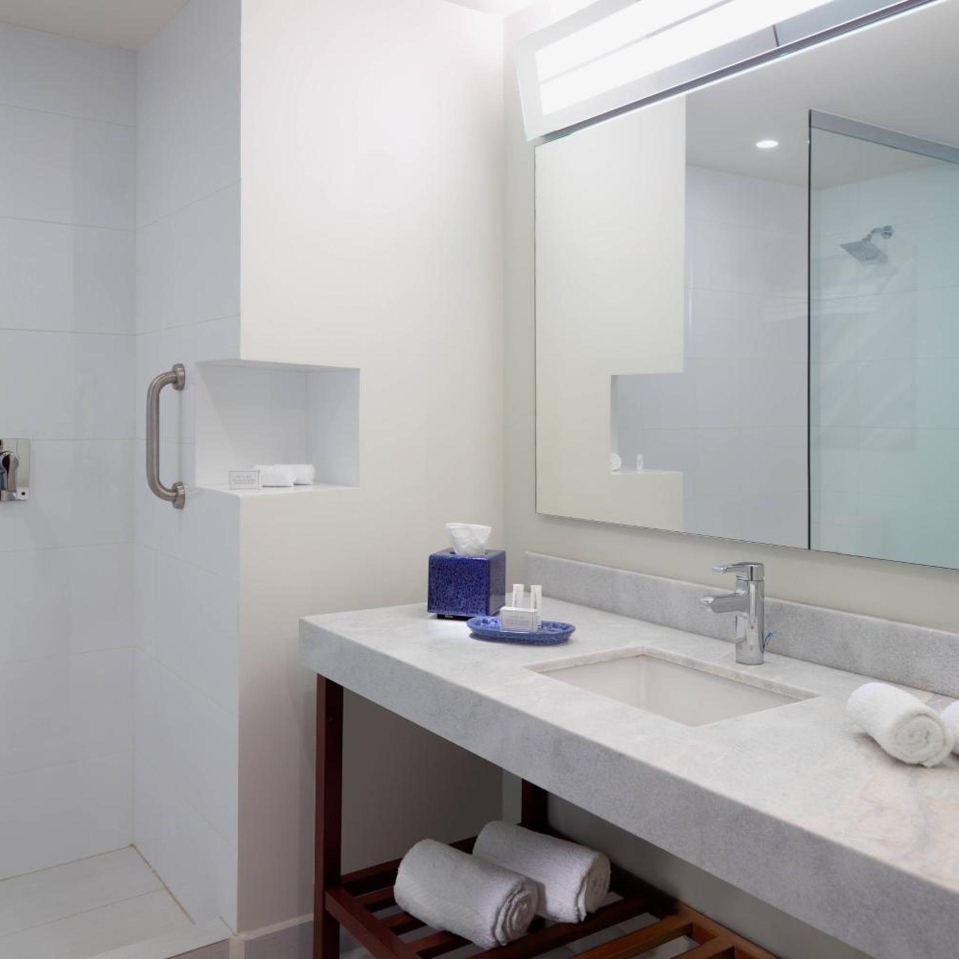 غرفة بسريرين مزدوجين بإطلالة على المدينة، Courtyard by Marriott Queretaro 5/5