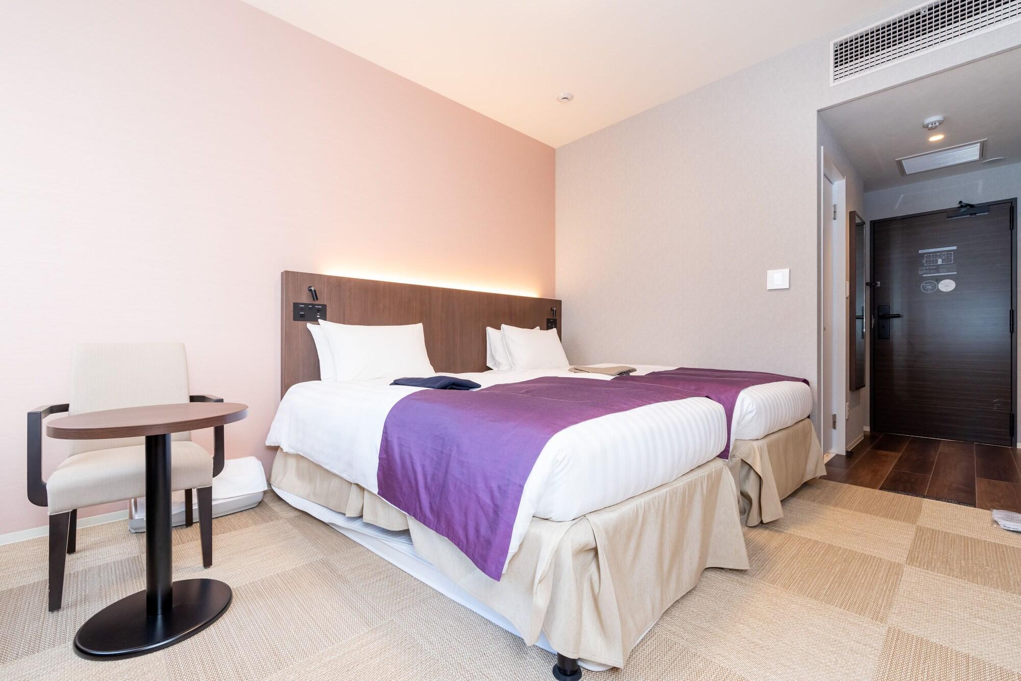 Standard, Twin Beds, Light Housekeeping, Unit Bath