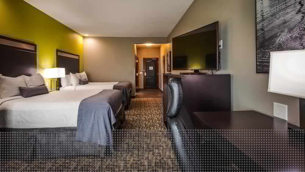Best Western Plus Bay City Inn & Suites 15/44