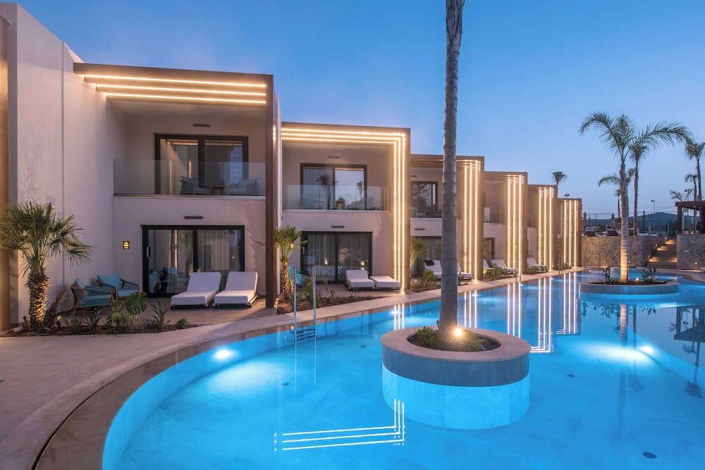 Noble Hotel Suites 46/50