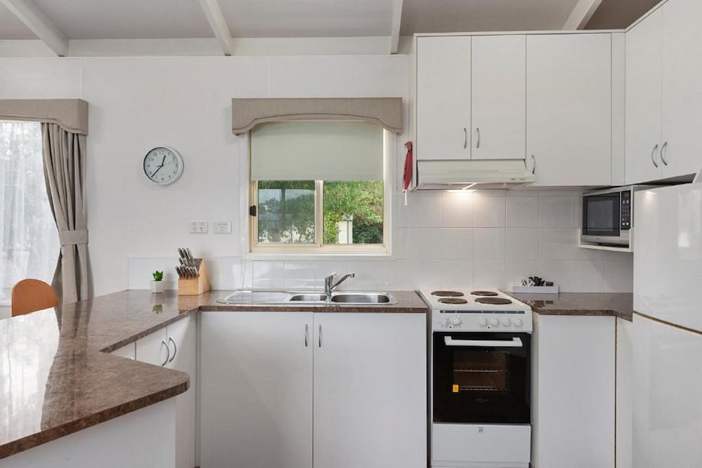 High Country Holiday Park 50/50