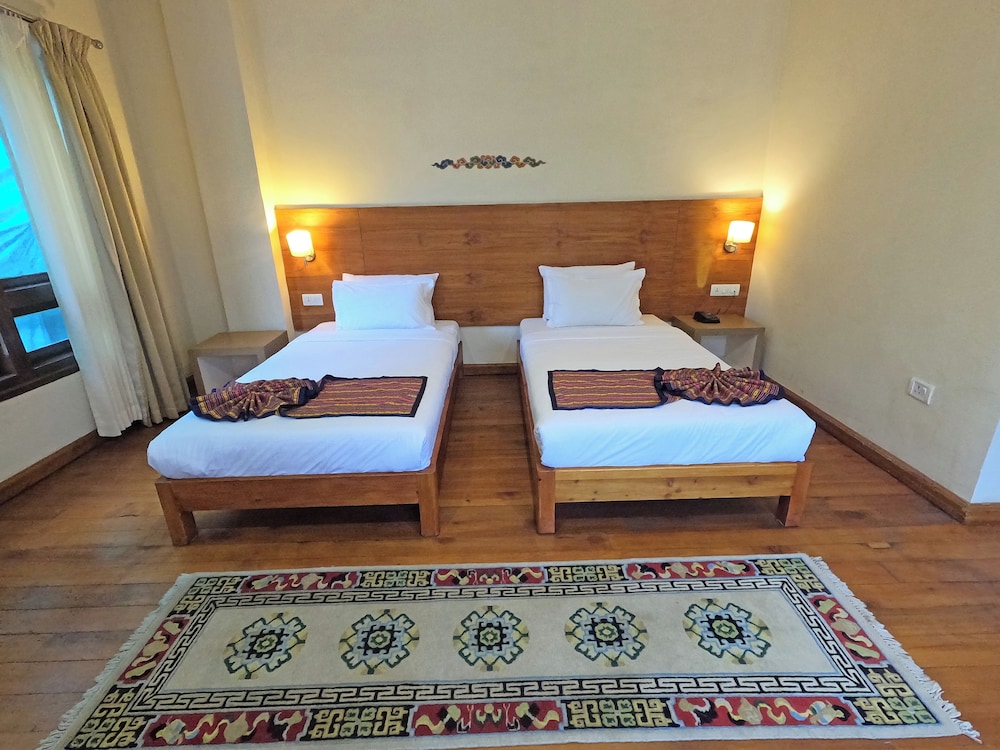GAKYIL HOTEL 13/32