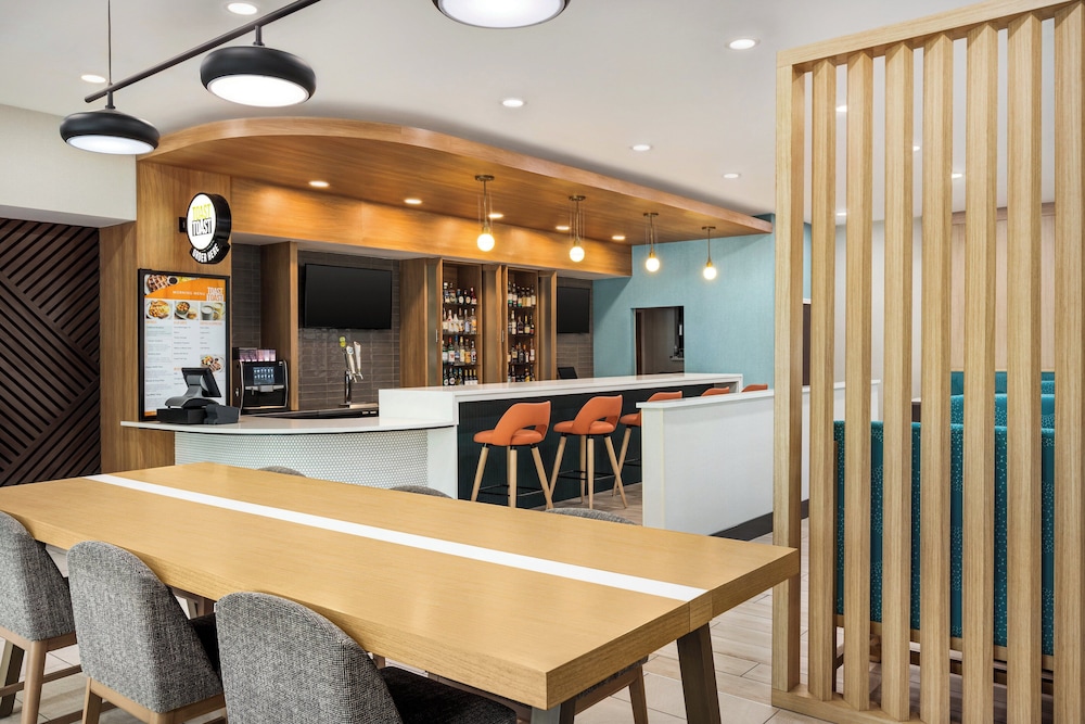 Holiday Inn Cheshire - Southington 11/49
