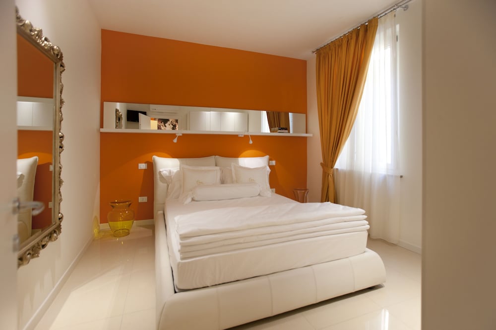 Opera Relais De Charme 23/72
