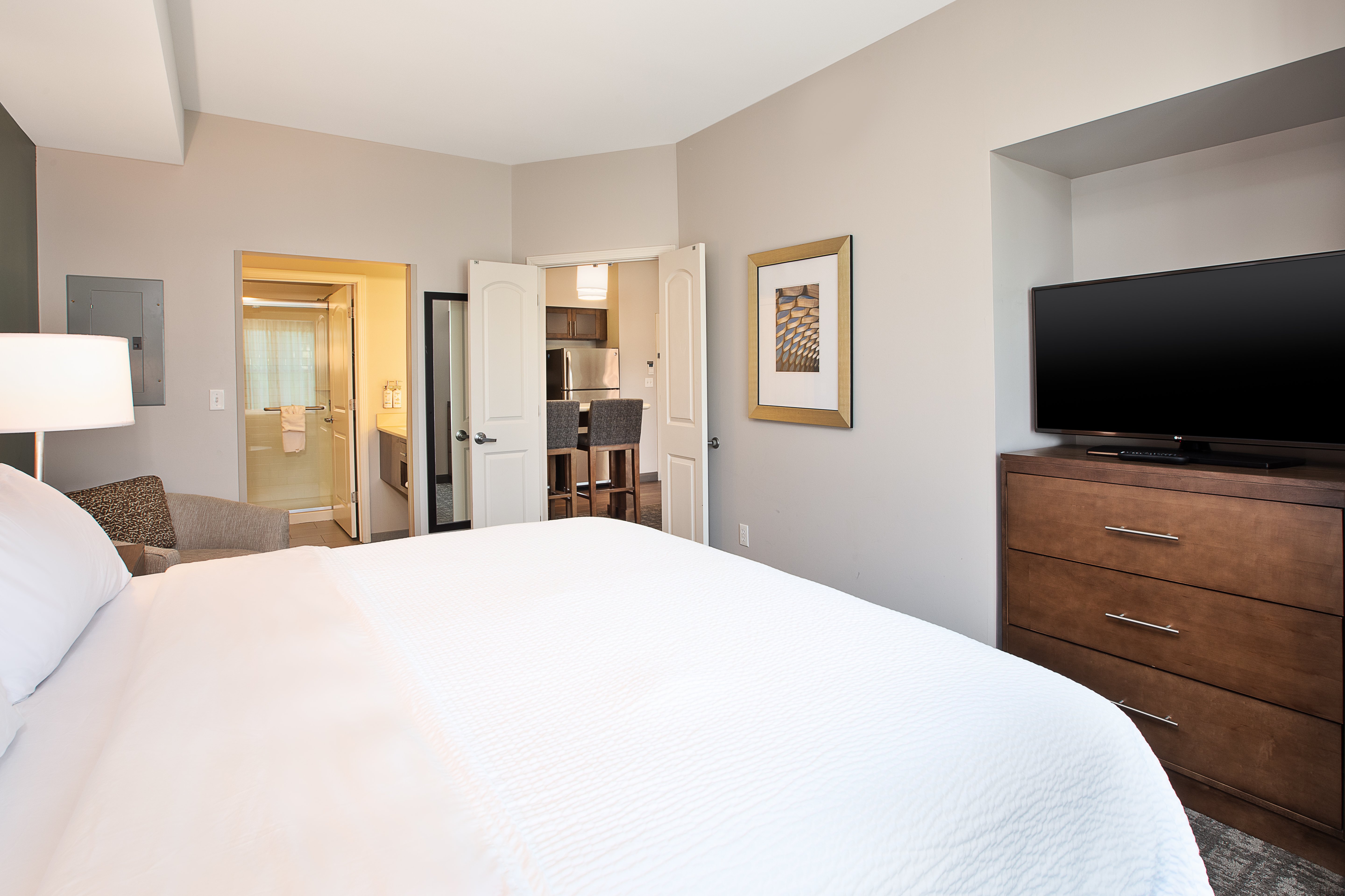 Staybridge Suites Auburn Hills 9/43