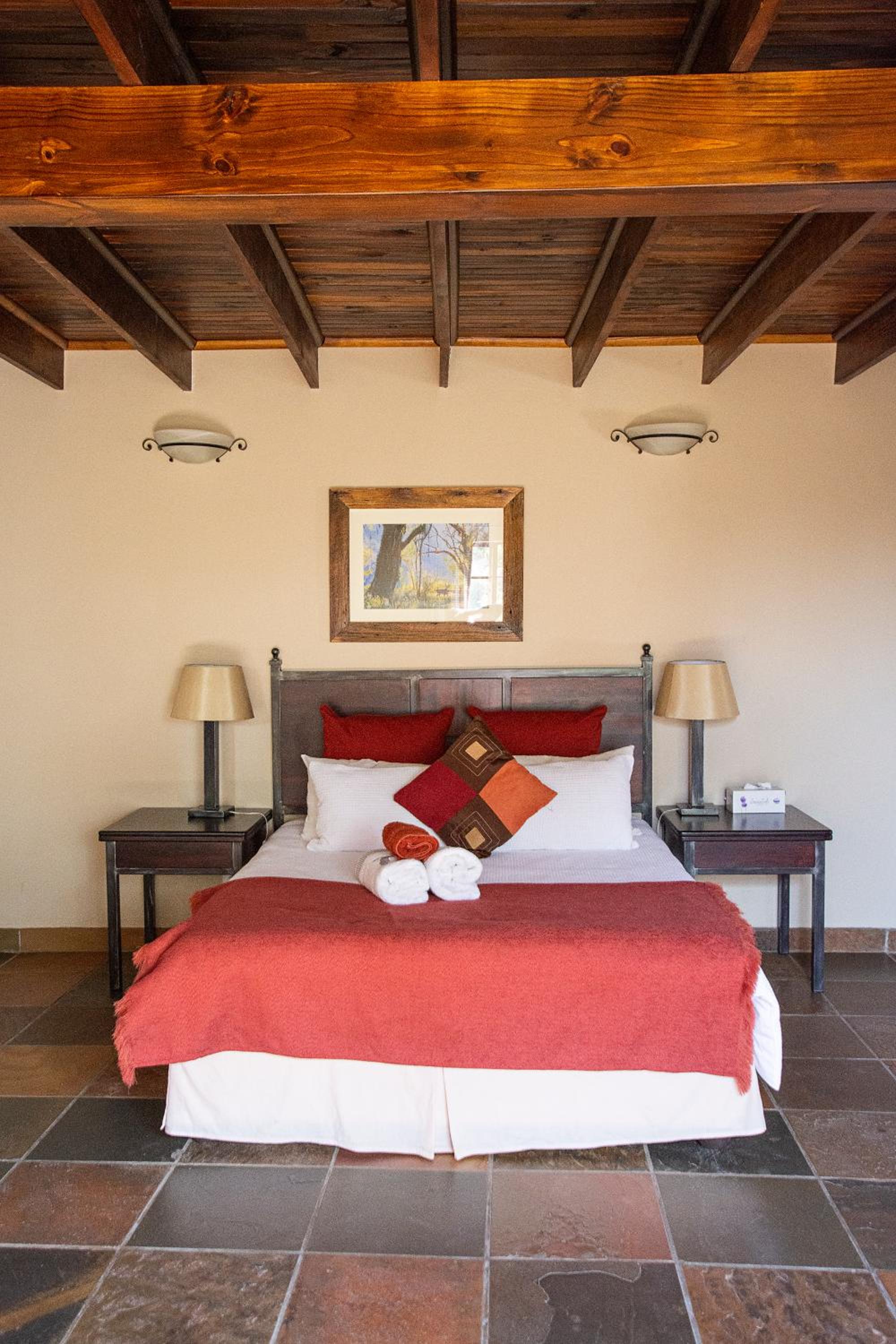 Milorho Lodge 14/50