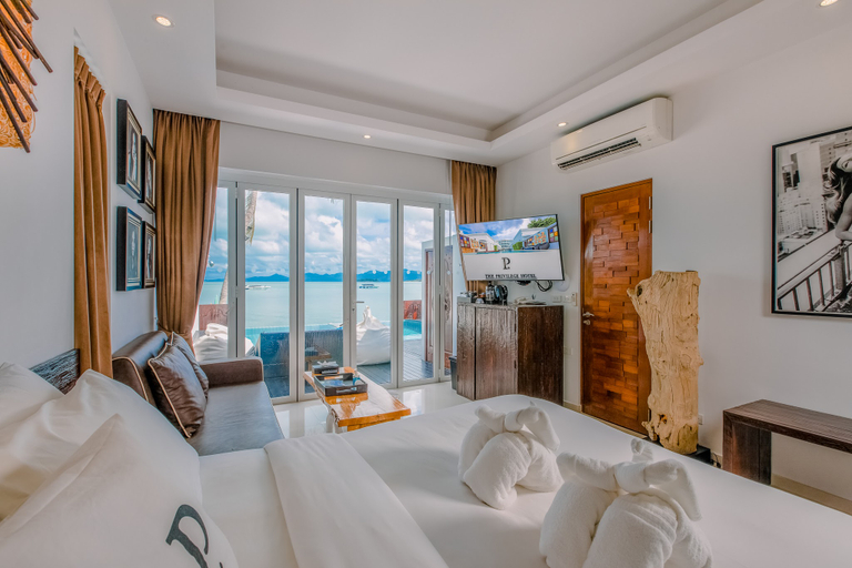 Pool, Villa, Beach Front