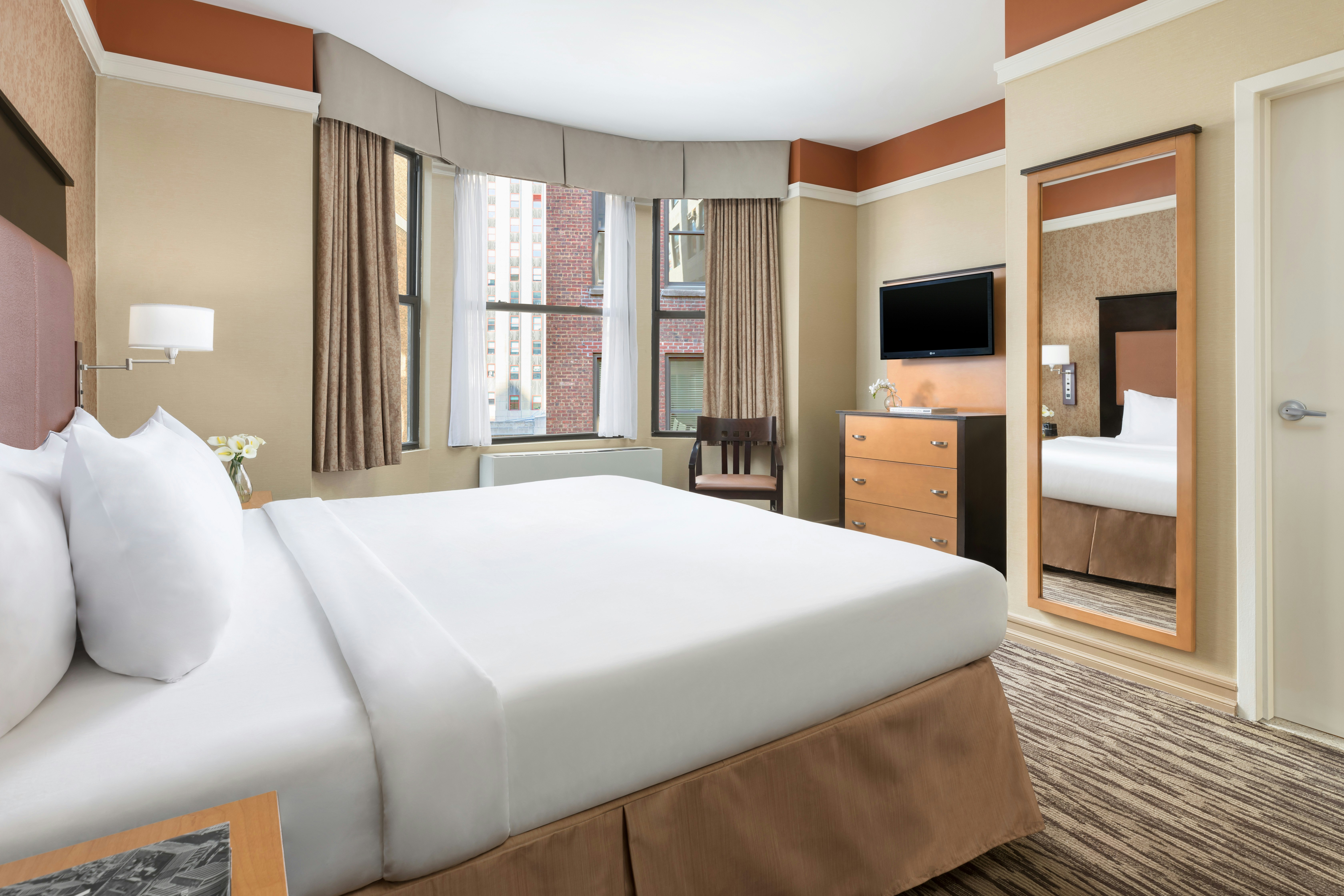 The Hotel at Fifth Avenue 10/29