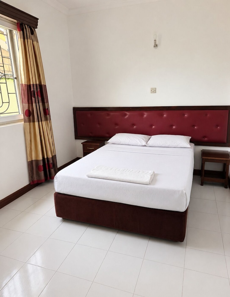 Prestige Leisure Hotel 10/50