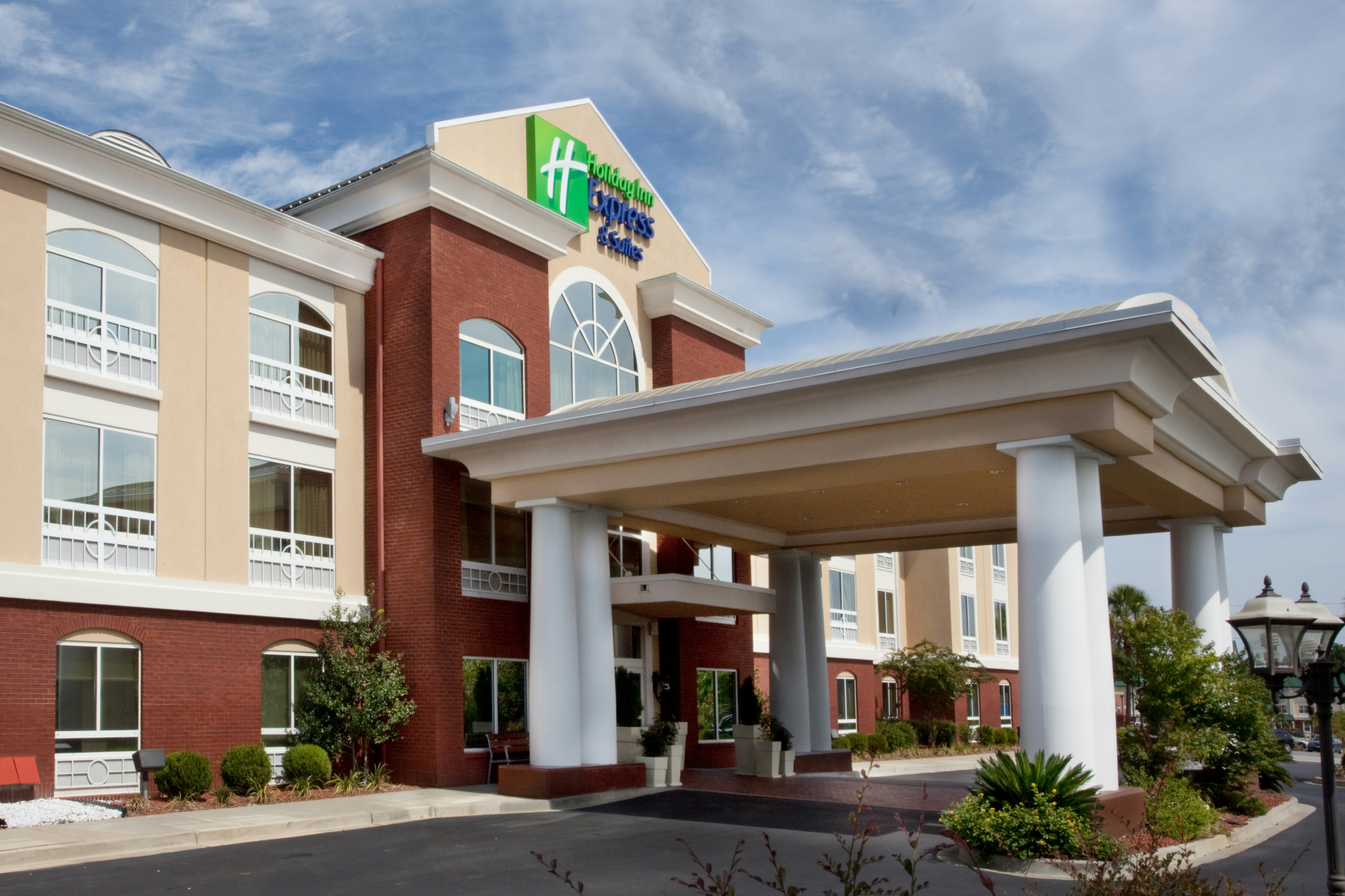 Holiday Inn Express Hotel & Suites Sumter 50/53