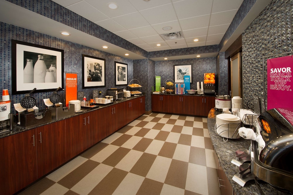 Hampton Inn Syracuse Clay 36/41