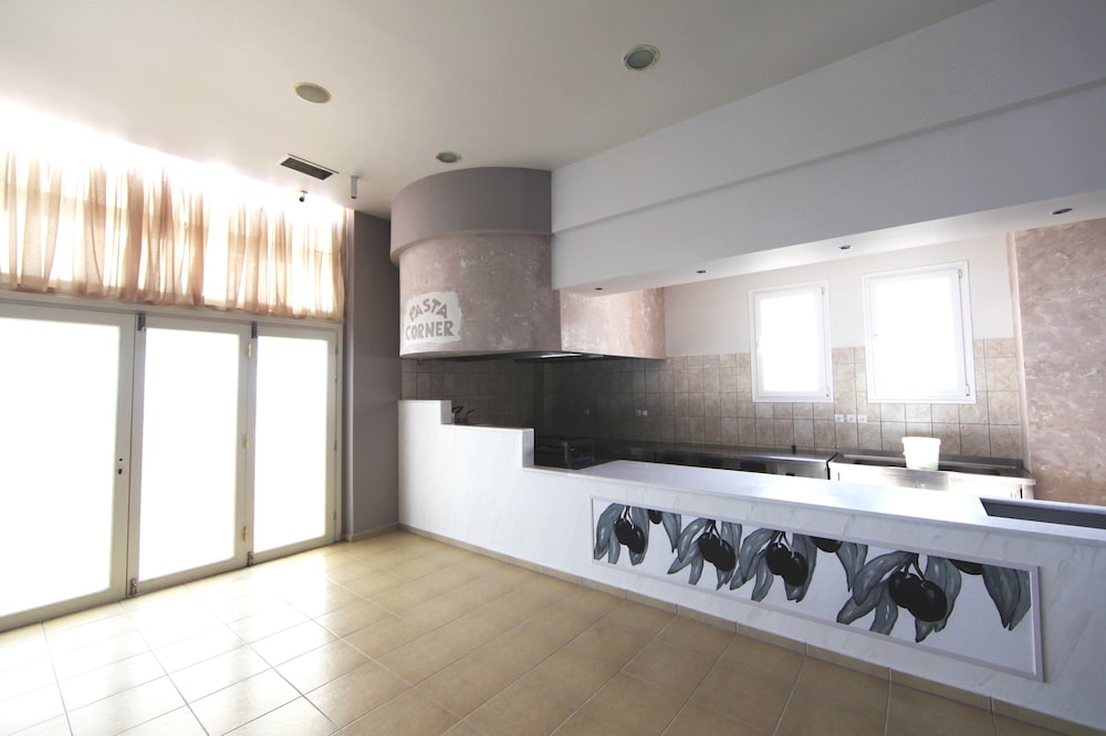 Kavuras Village Hotel & Suites 6/50