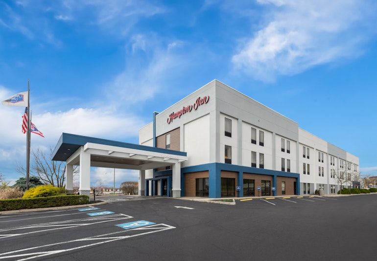 Hampton Inn Lancaster, OH 51/53