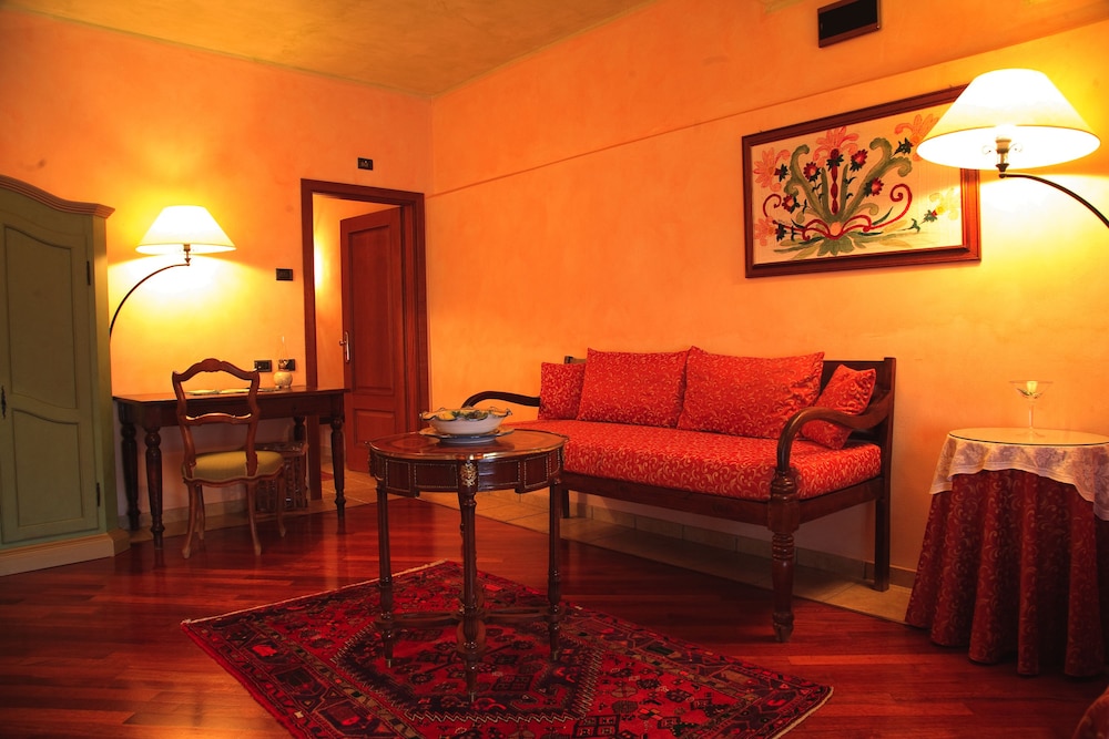 Relais Santa Anastasia 37/55