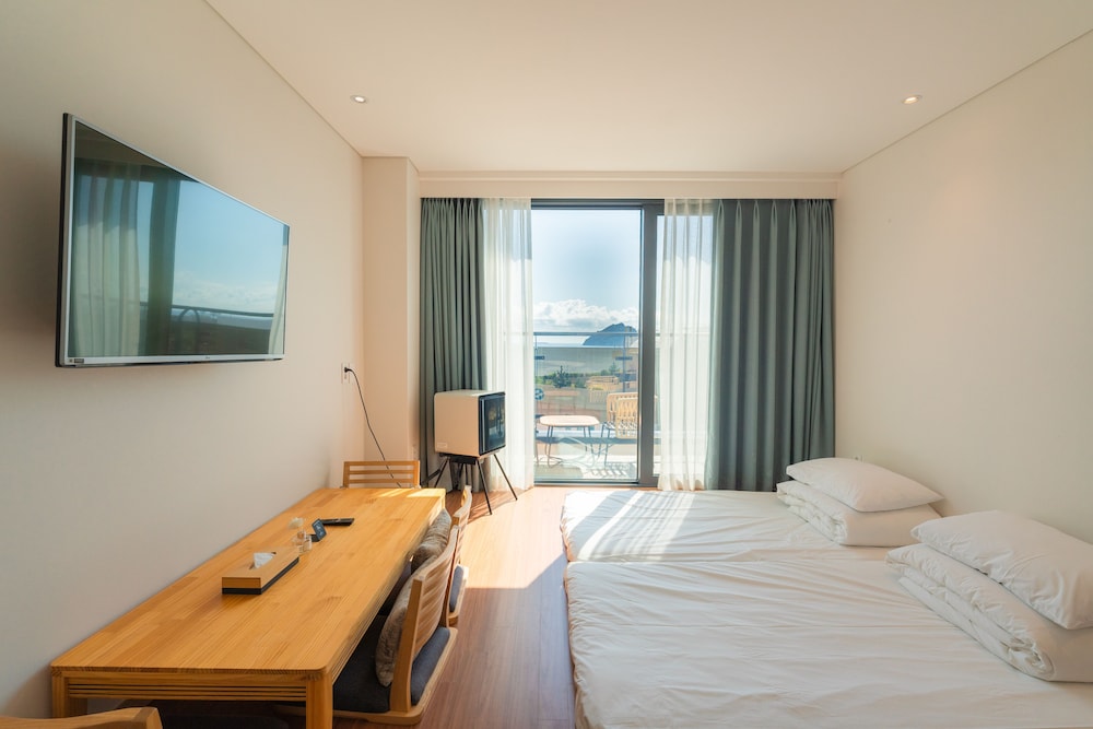 HOTEL FINE JEJU 12/47
