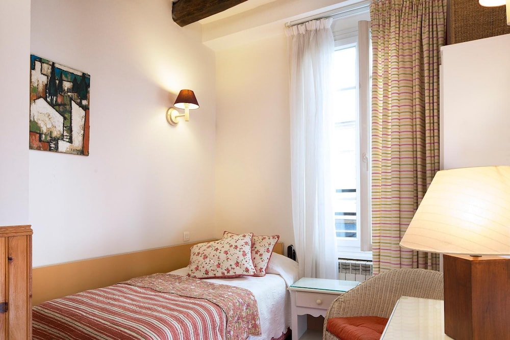 Hotel Du Cygne 25/31