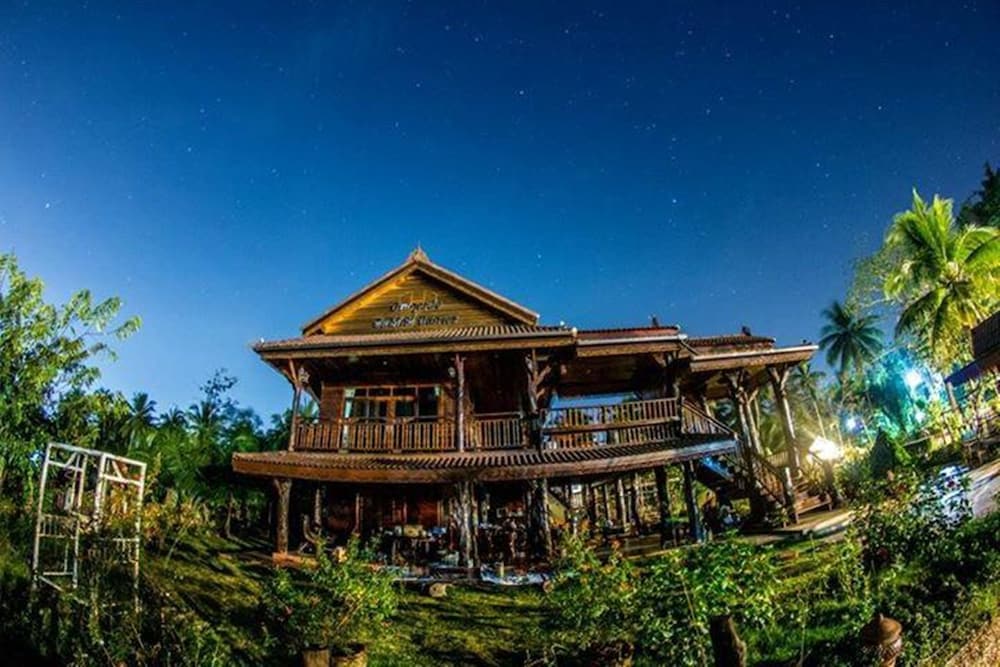 Ruean Thai Nai Bang By Pansak Resort 6/66