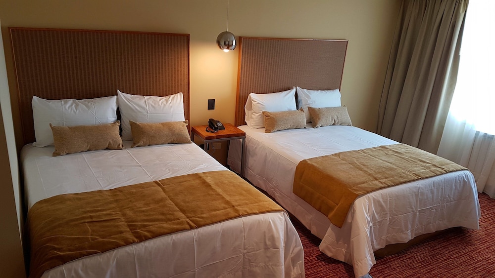 LAS LENGAS HOTEL 24/60