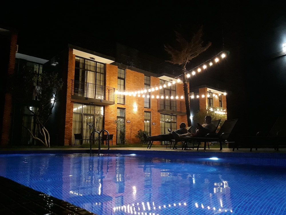 Citron Cottages 7/39