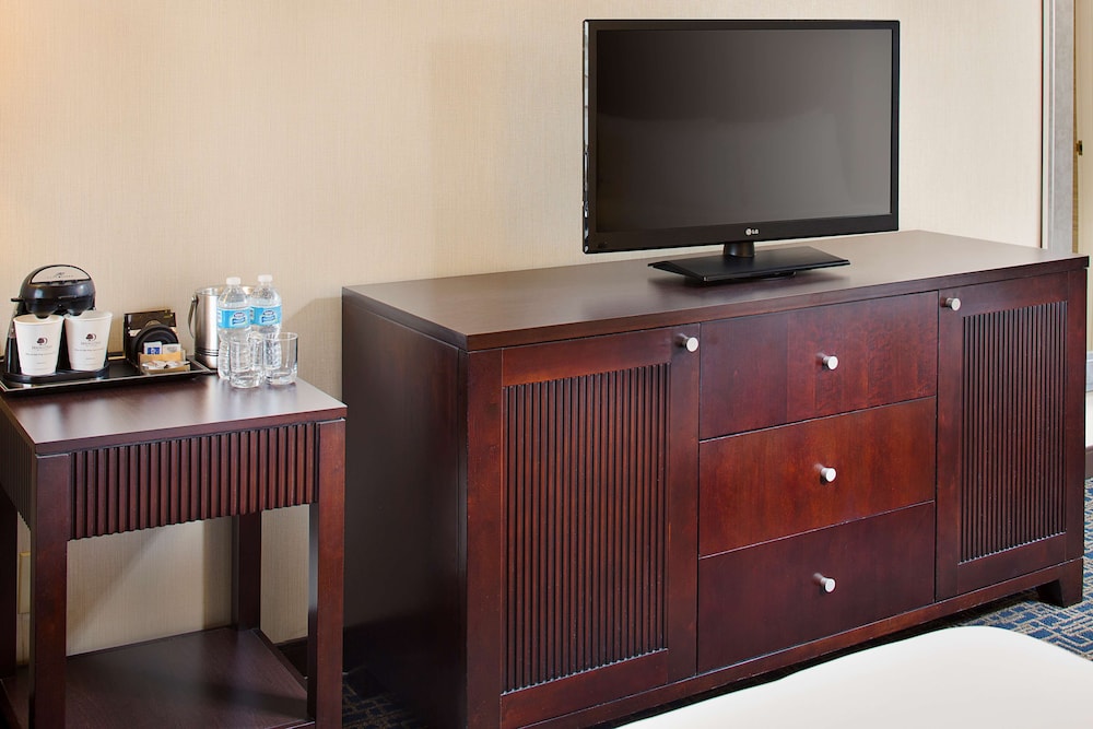 DoubleTree by Hilton Hotel Baltimore - BWI Airport 3/38