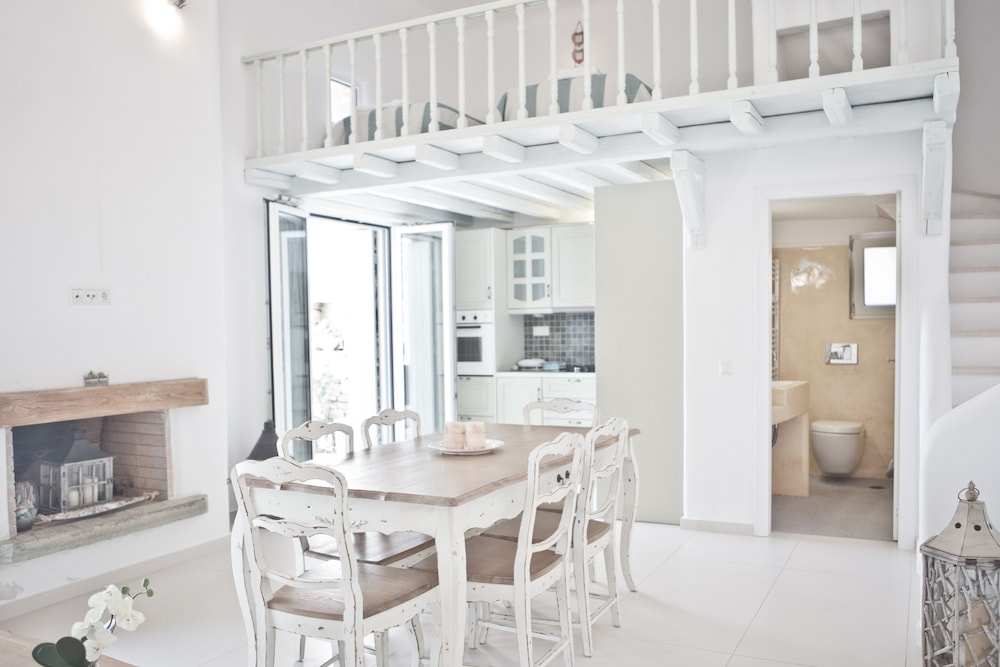 NIRIIDES LUXURY HOMES 27/50