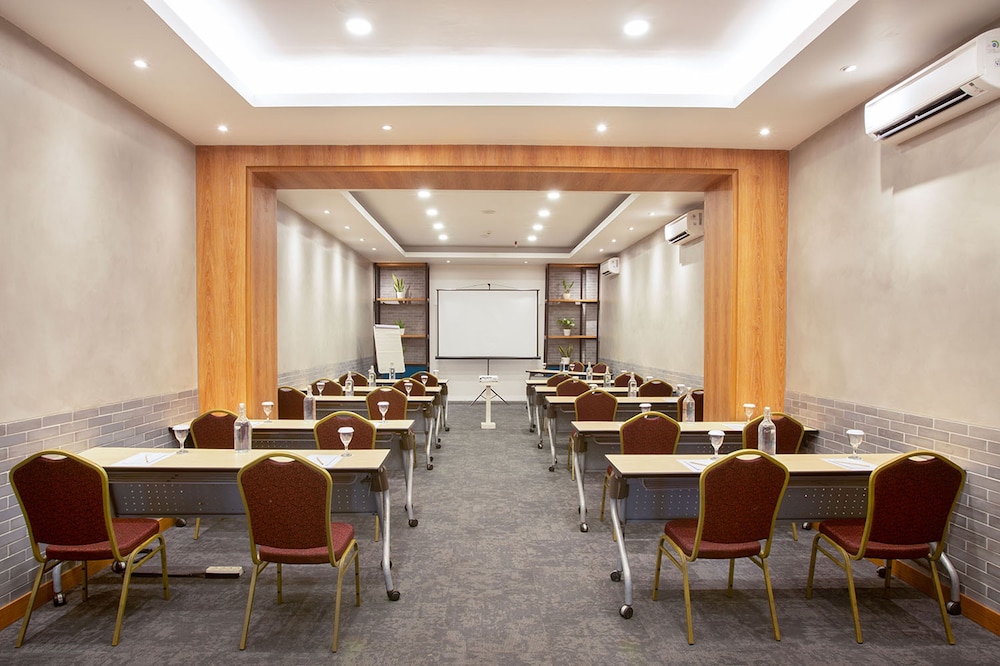 1o1 Urban Jakarta Kelapa Gading the Bnb 67/72
