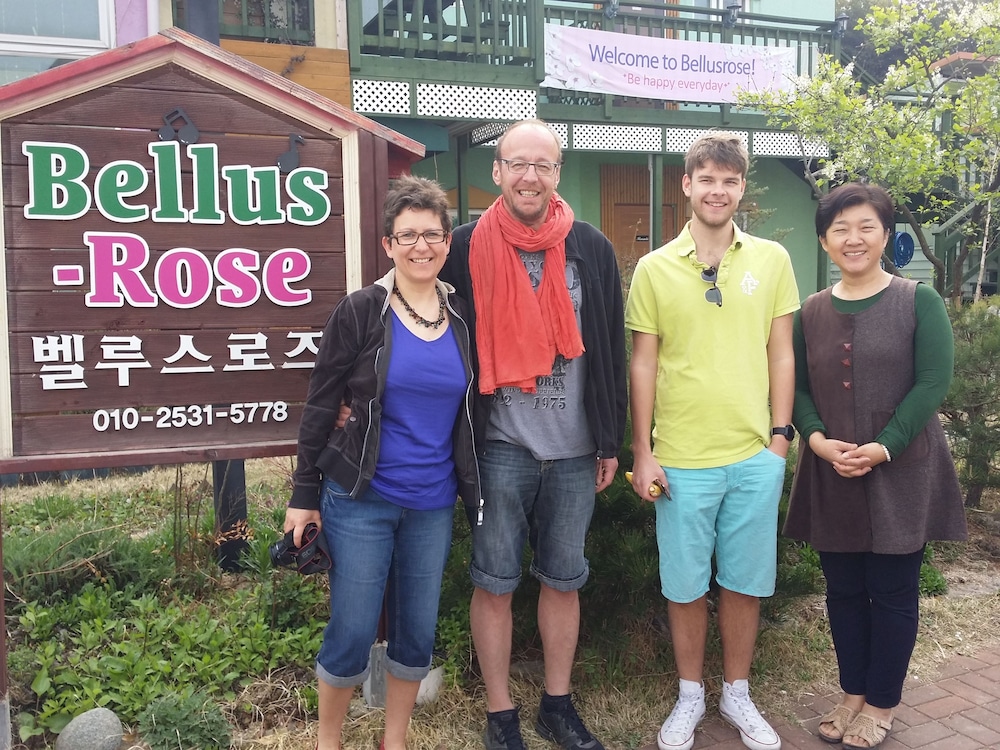 Bellus Rose Pension Hotel photo3