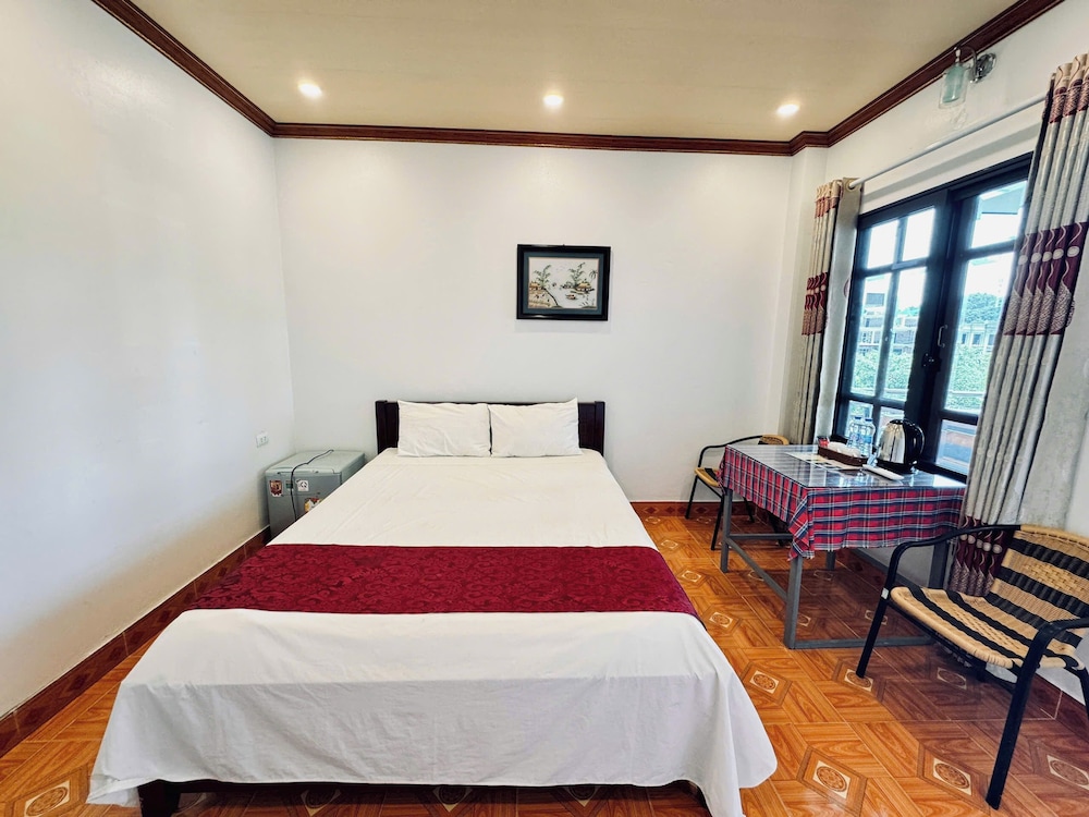 Tuan Ngoc Hotel 17/72