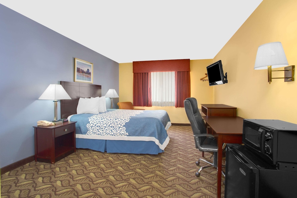 Days Inn by Wyndham North Platte 4/17