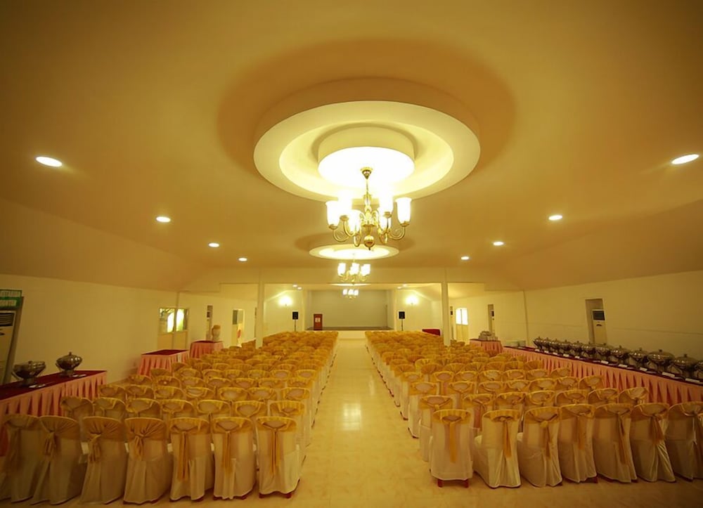 Quality Airport Hotel 25/32